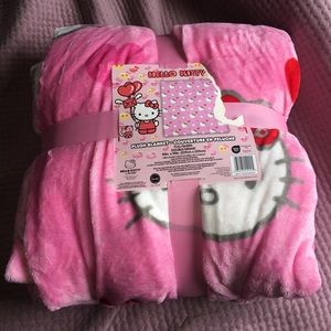 Hello Kitty Blanket Full Queen Valentines edition HTF NWT Tik Tok Viral